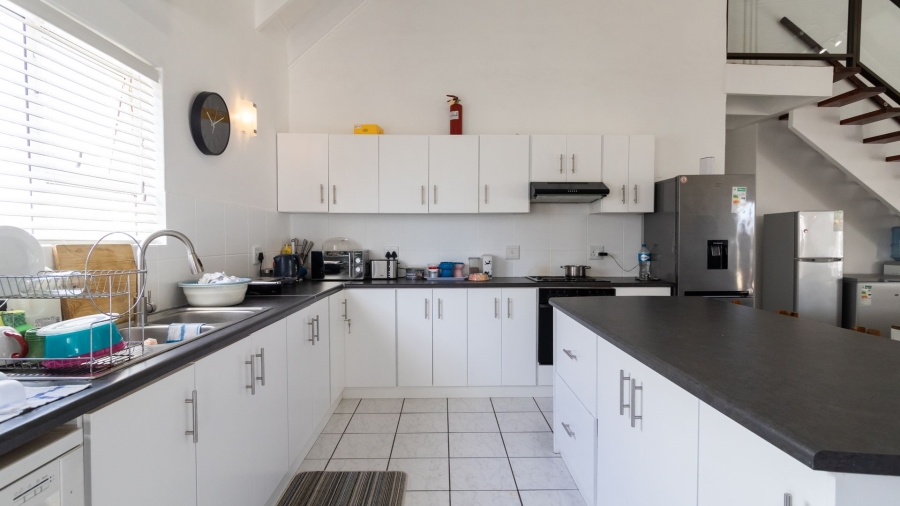 4 Bedroom Property for Sale in Golden Mile Western Cape